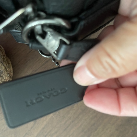 Coach Camera Bag Black - Picture 6 of 11